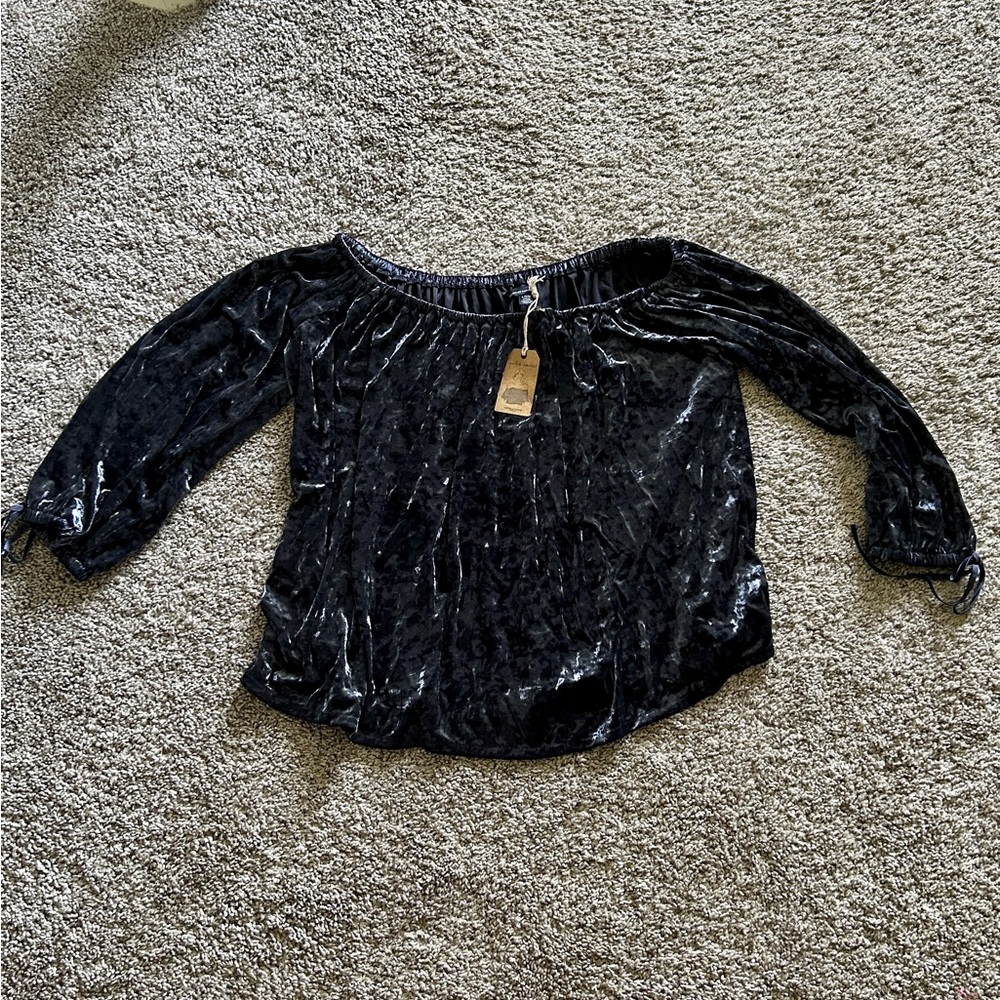 New navy crushed velvet top
